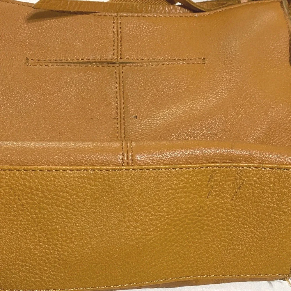 The Sak sak crossbody